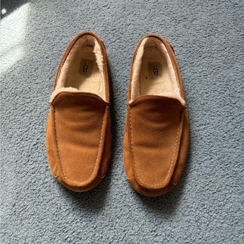Ugg slippers